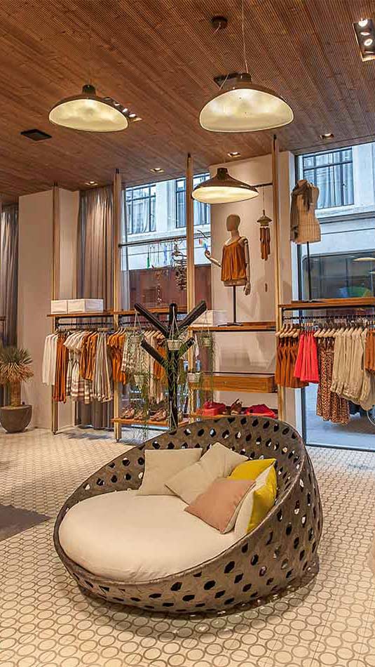 Tienda bien iluminada con Philips PerfectAccent