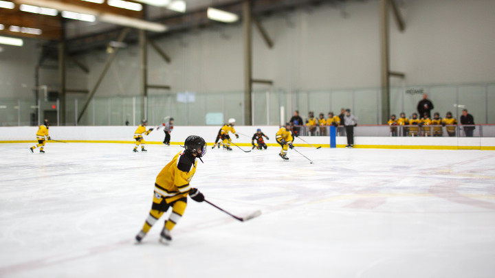 Iluminación de pistas de hockey sobre hielo - Proyectores para interiores