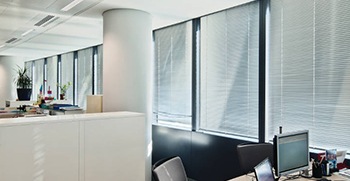 Espacios de Oficina Optimizados Iluminación Philips 